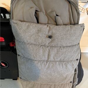Bugaboo Gray Quilted Stroller Footmuff / Cozy Liner